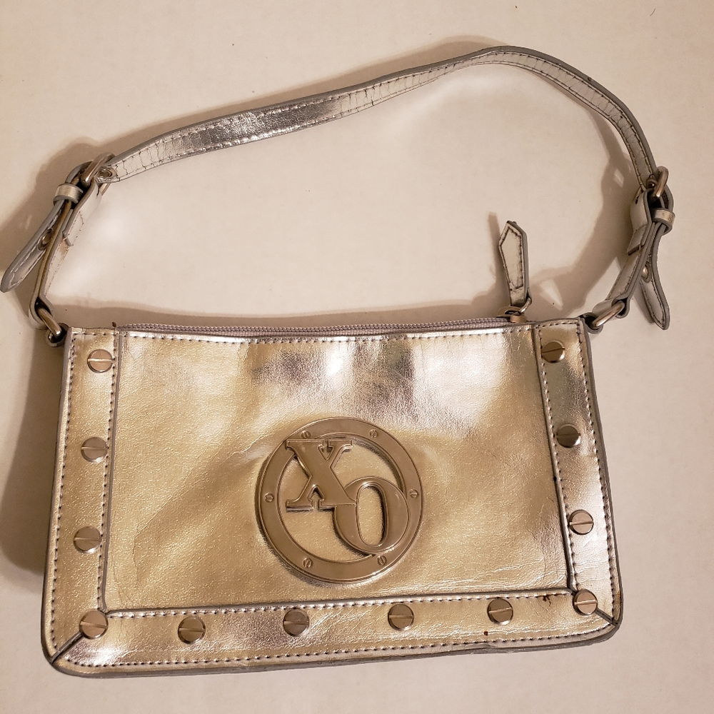 4/$25🌻XOXO mini silver purse
